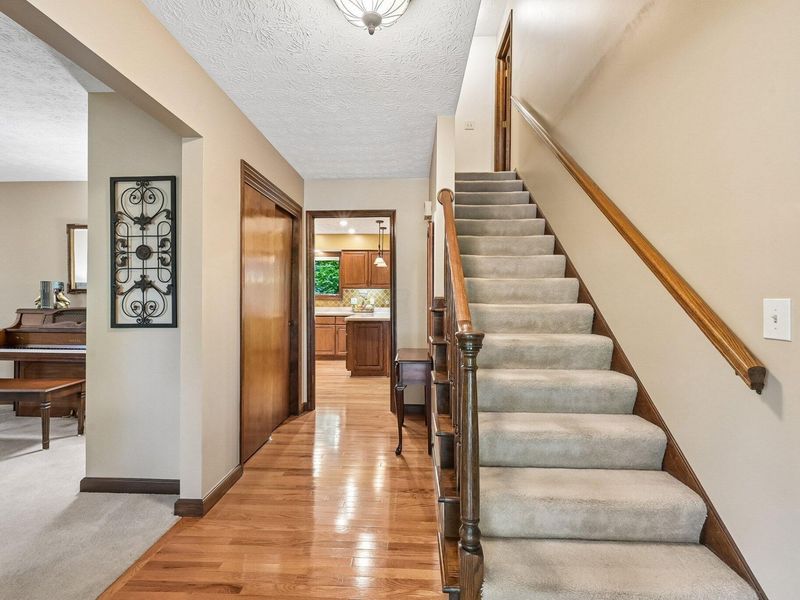 108 S Hempstead Road, Westerville, OH 43081 Photo 14