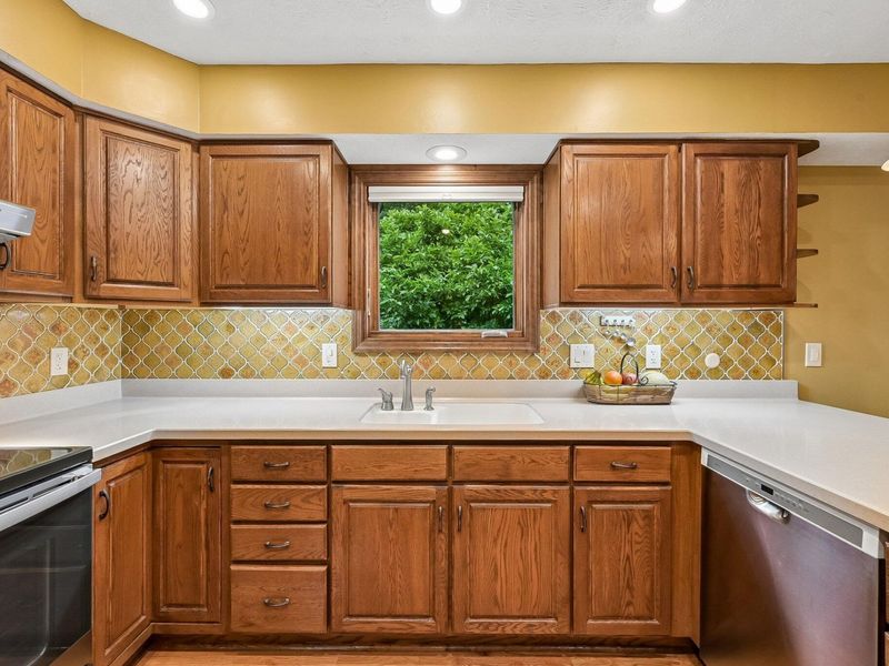 108 S Hempstead Road, Westerville, OH 43081 Photo 21