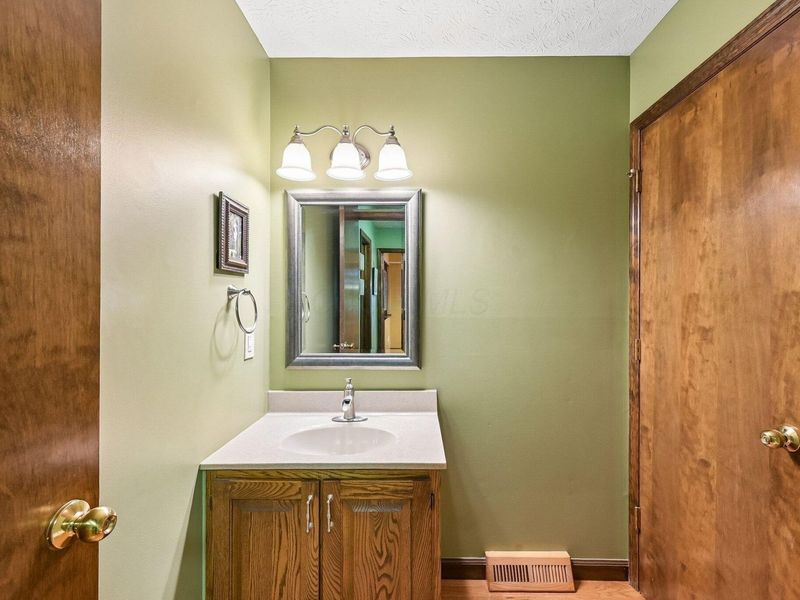 108 S Hempstead Road, Westerville, OH 43081 Photo 35