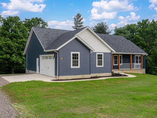 423 Neal Avenue, Mount Gilead, OH 43338