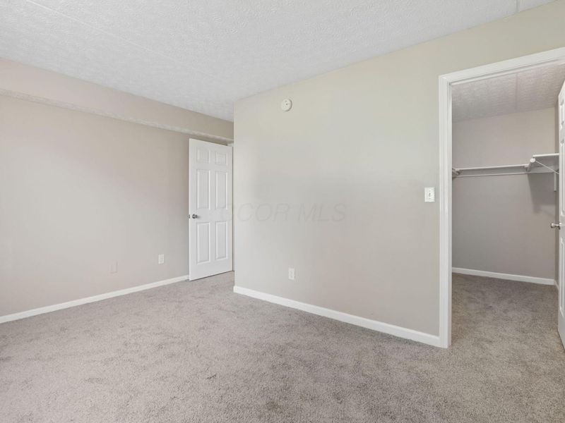 3939 Karl Road, Unit 100, Columbus, OH 43224 Photo 15