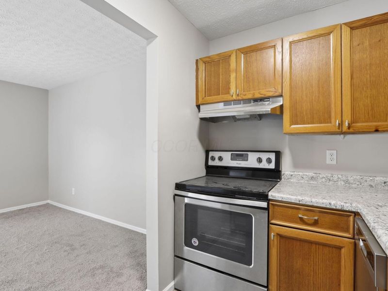 3939 Karl Road, Unit 100, Columbus, OH 43224 Photo 8
