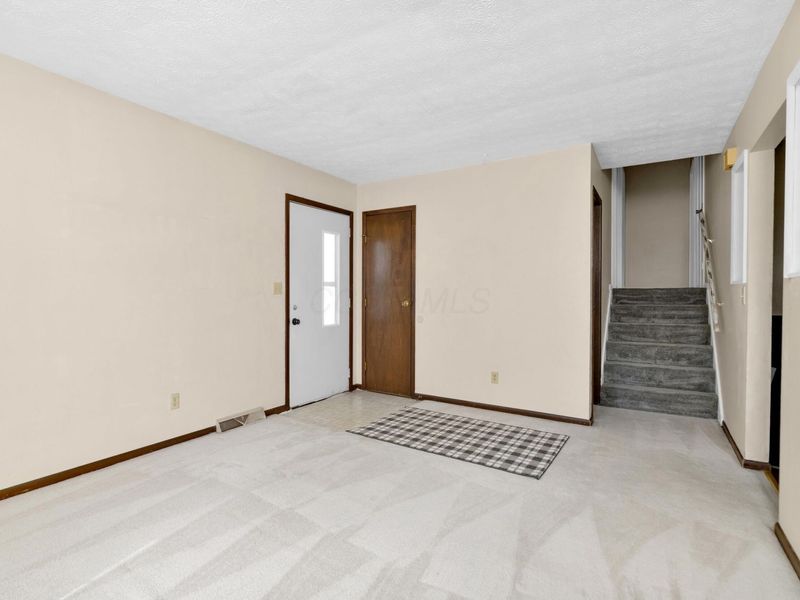 56 Arbor Lane SW, Pataskala, OH 43062 Photo 11