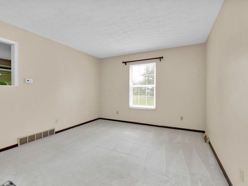 56 Arbor Lane SW, Pataskala, OH 43062 Photo 15