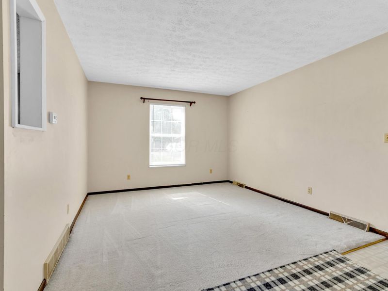56 Arbor Lane SW, Pataskala, OH 43062 Photo 16