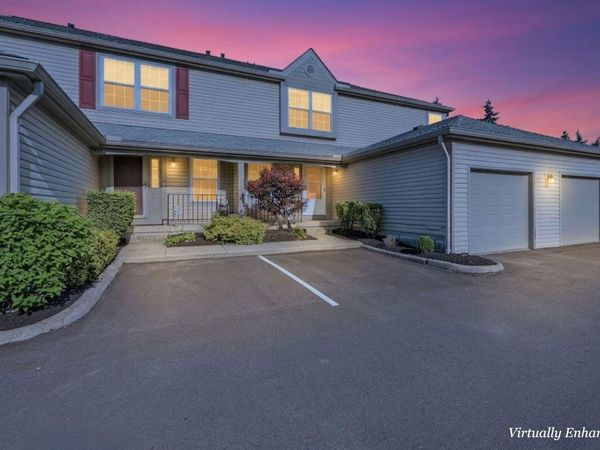1882 Bennigan Drive, Unit 100C, Hilliard, OH 43026