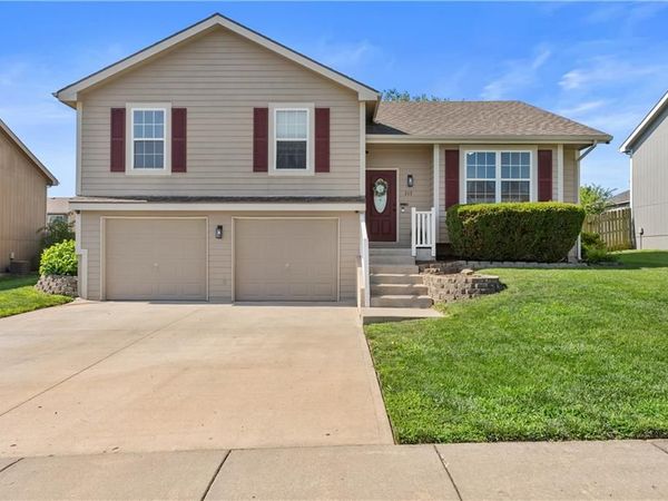 713 E 14 Terrace, Eudora, KS 66025
