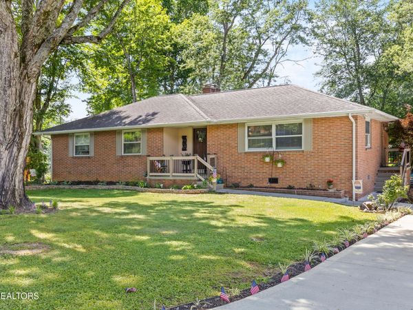 307 Brannon Drive, Maryville, TN 37803