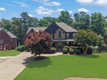 4418 Shellie Lane, Oakwood, GA 30566