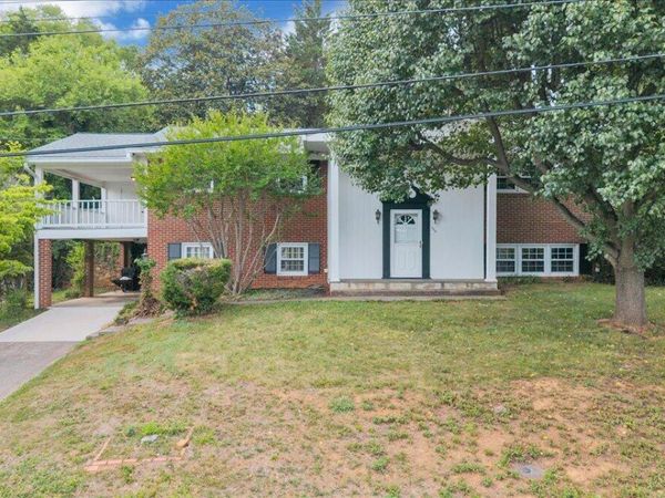 854 Peyton ST, Roanoke, VA 24019