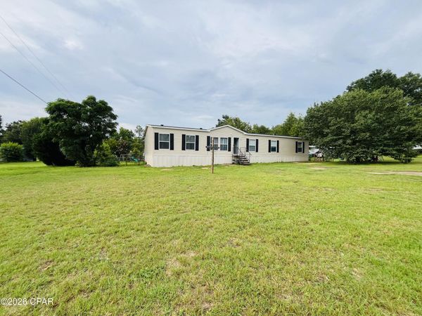 7876 Paula Street , Sneads, FL 32460