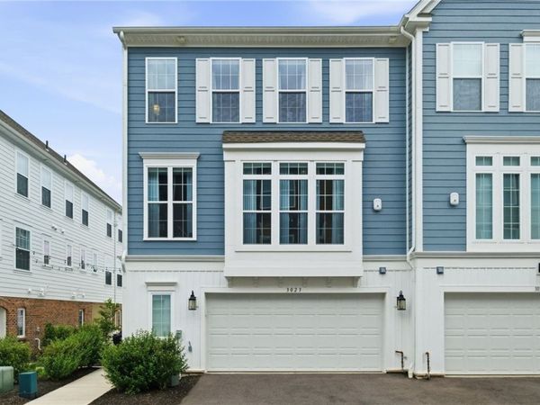 3023 Howell Dr , Bridgeville, PA 15017