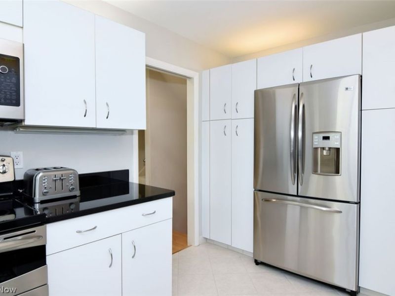 25450 Fairmount, Unit 6, Beachwood, OH 44122 Photo 17