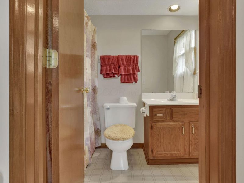 588 Spring Brook E, Westerville, OH 43081 Photo 18