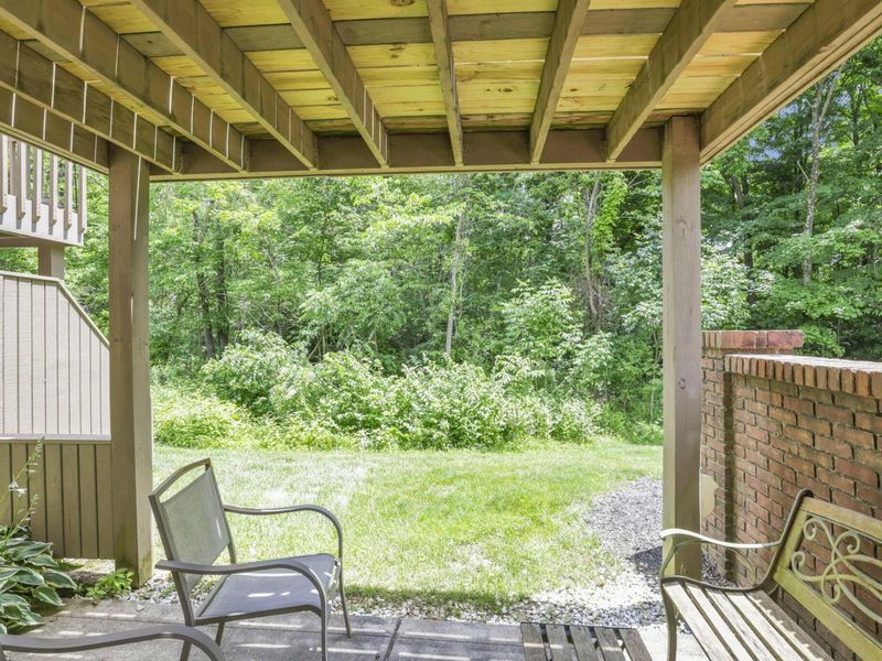 588 Spring Brook E, Westerville, OH 43081 Photo 33