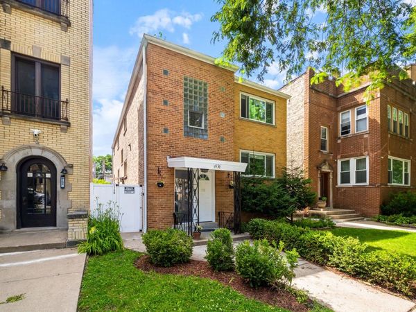 6136 N Talman Avenue , Chicago, IL 60659