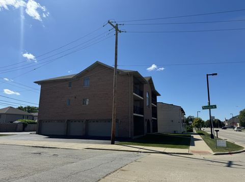 Main Photo