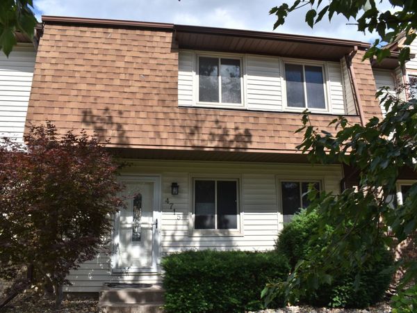 4715 11th Street , Unit 9, East Moline, IL 61244