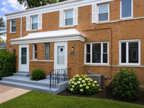 1420 N Harlem Avenue , Unit E, River Forest, IL 60305
