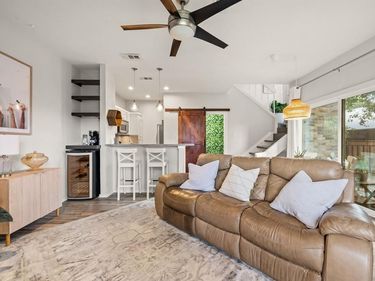 5740 Martel Avenue, Unit A13, Dallas, TX 75206