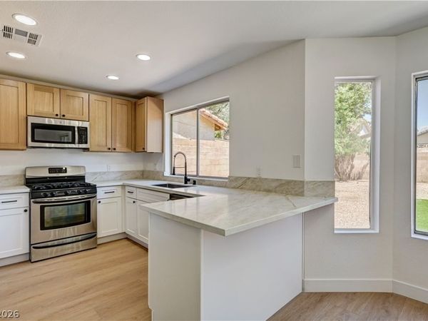 2840 Preciso Lane, Henderson, NV 89074