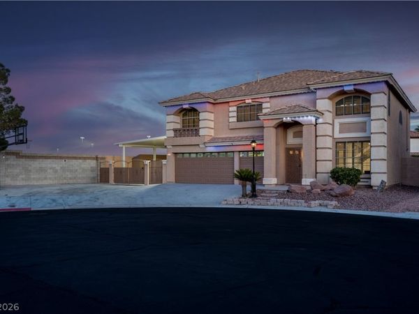 8201 Fawn Meadow Avenue , Las Vegas, NV 89149