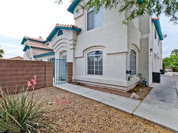 5012 Sublight Avenue , Las Vegas, NV 89108