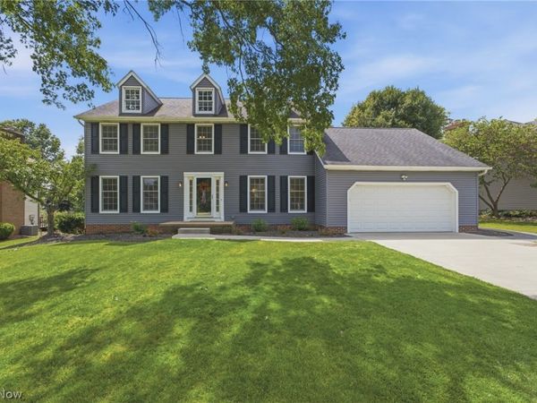 6093 Anchorport Circle NW, Canton, OH 44718
