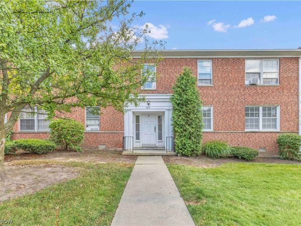 3279 Warrensville Center Road , Unit 15D, Beachwood, OH 44122