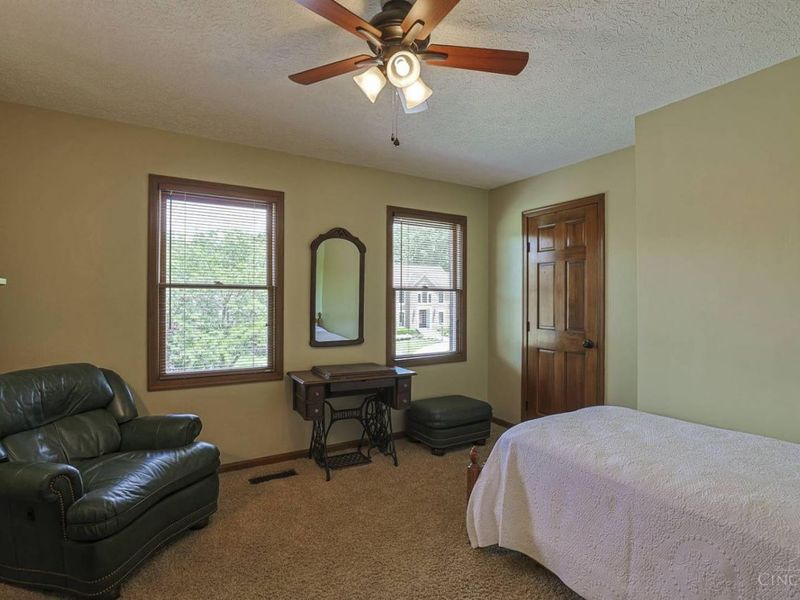 5445 Creek Bend Drive, West Chester, OH 45069 Photo 29