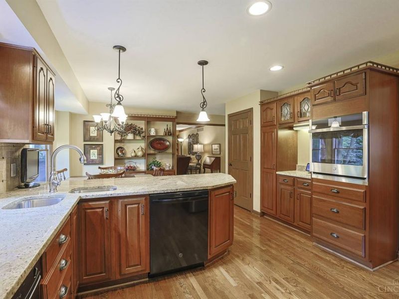 5445 Creek Bend Drive, West Chester, OH 45069 Photo 5