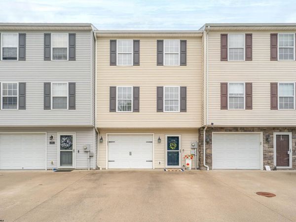 104 Eagle Drive, Maidsville, WV 26541