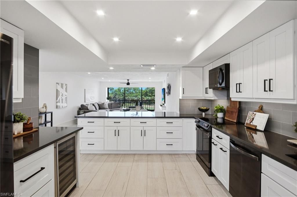 1520 Imperial Golf Course Blvd, Unit 236, Naples, FL 34110 Photo