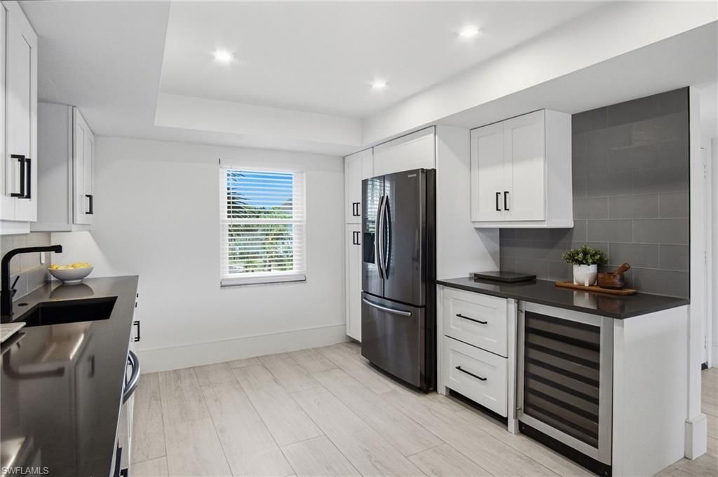 1520 Imperial Golf Course Blvd, Unit 236, Naples, FL 34110 Photo