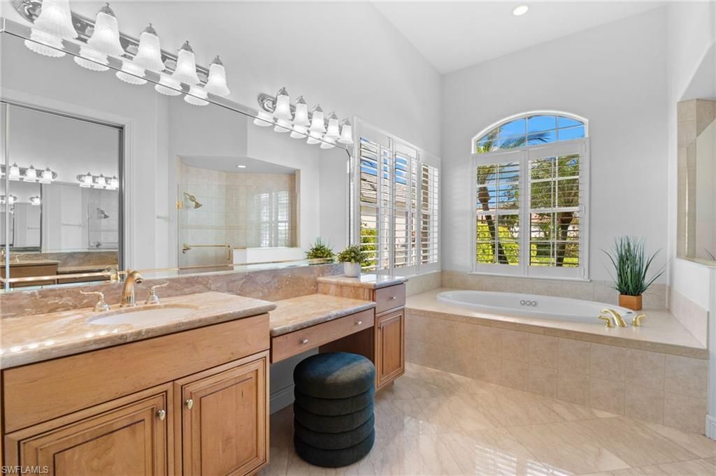 480 Terracina Way, Naples, FL 34119 Photo