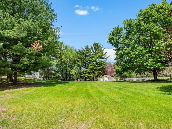 1125 Oakview Lane N, Plymouth, MN 55441