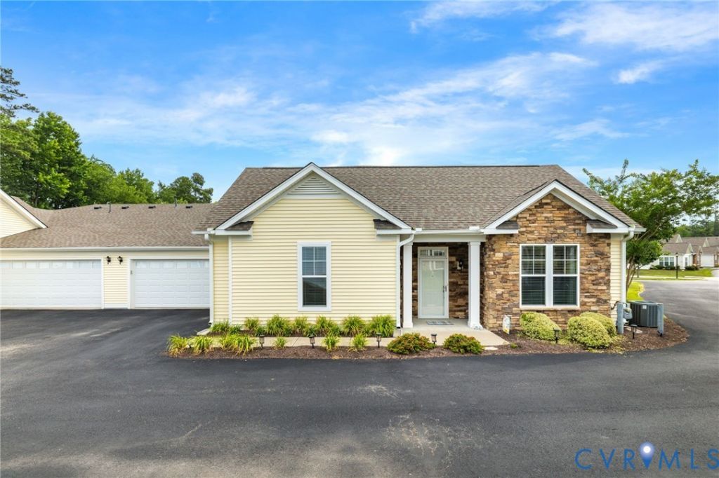 12128 Magnolia Bluff Court, Chester, VA 23831 Main Photo