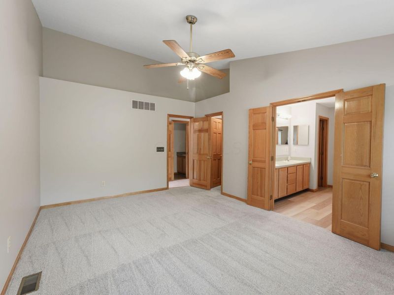 7504 Crossing Place, Lewis Center, OH 43035 Photo 30
