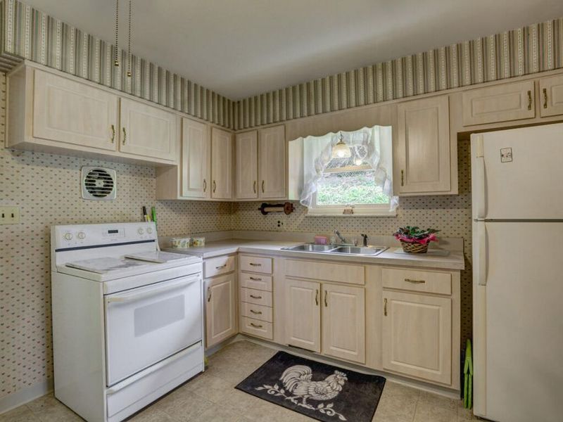 44 E 43rd Street, Latonia, KY 41015 Photo 9