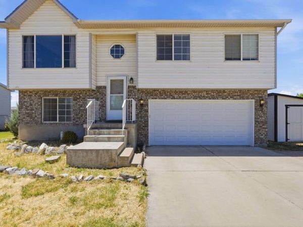 5335 S 4250 W, Roy, UT 84067