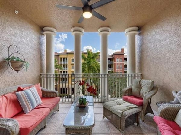 410 Bayfront PL, Unit 2405, NAPLES, FL 34102
