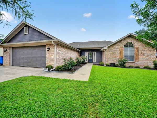 1665 Nottingham Drive, Kaufman, TX 75142