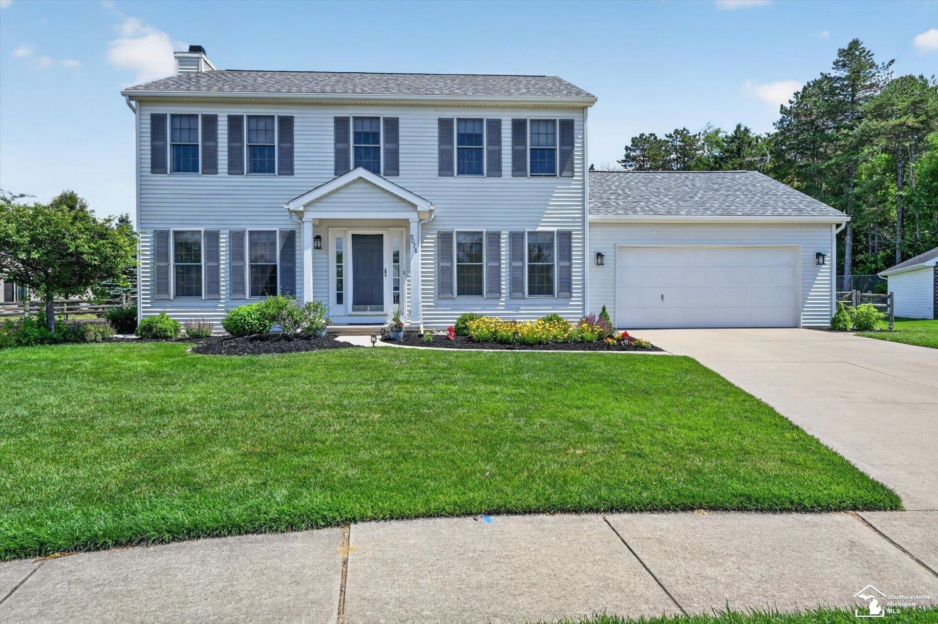 9078 Village Meadows Drive, Temperance, MI 48182 Main Photo