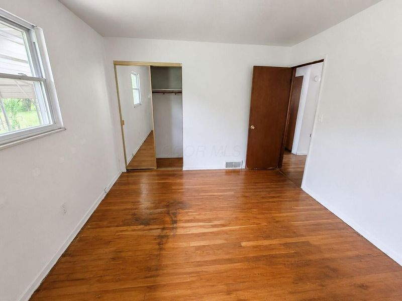 3501 E Deshler Avenue , Columbus, OH 43227 Photo 13