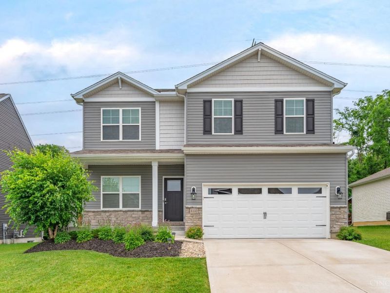 3232 Shadow Ridge Court, Hamilton Twp, OH 45152 Photo 1