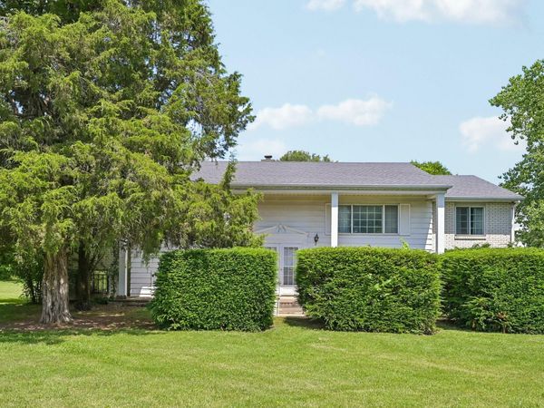 9462 Alkire Road, Grove City, OH 43123