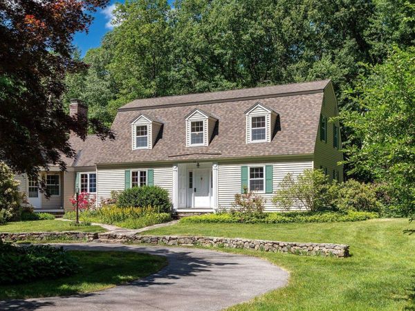 12 Olde Road, Hampton, NH 03842