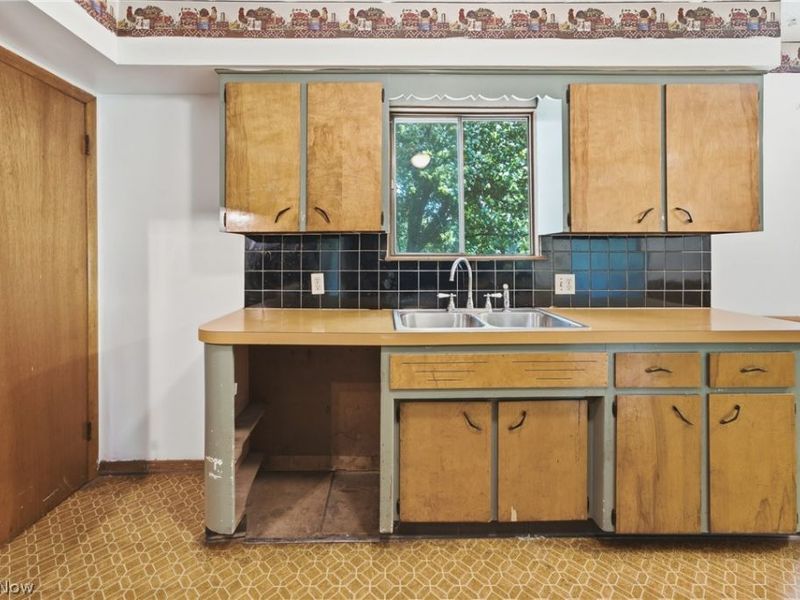 1965 Koons Road, North Canton, OH 44720 Photo 14
