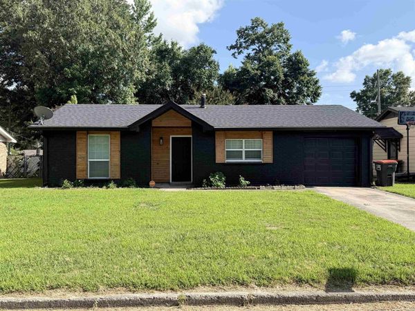 610 E 33rd Avenue , Pine Bluff, AR 71601