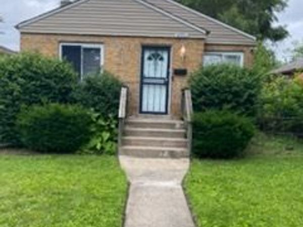 12911 S Green Street , Chicago, IL 60643